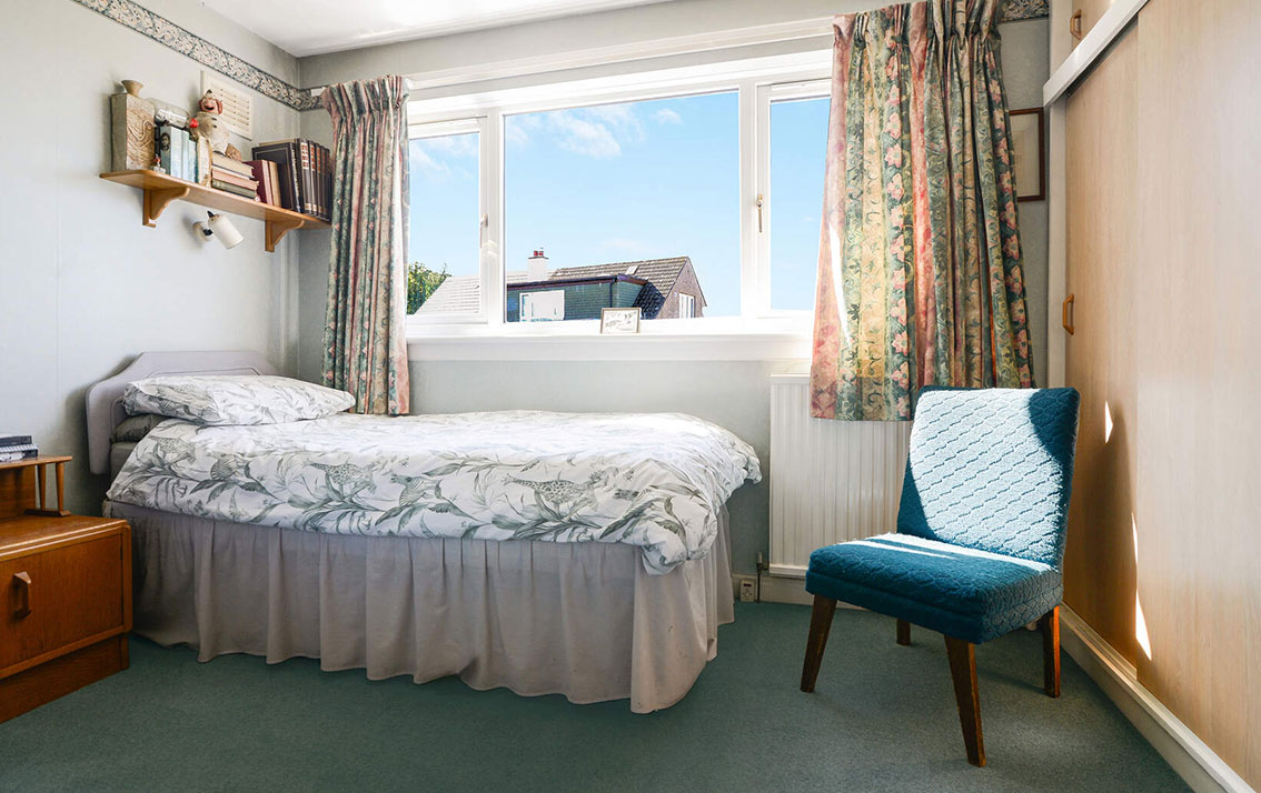 34 Clarendon Crescent