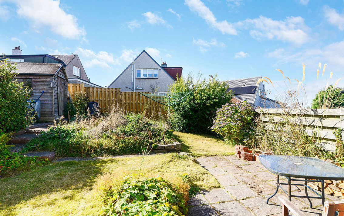 34 Clarendon Crescent