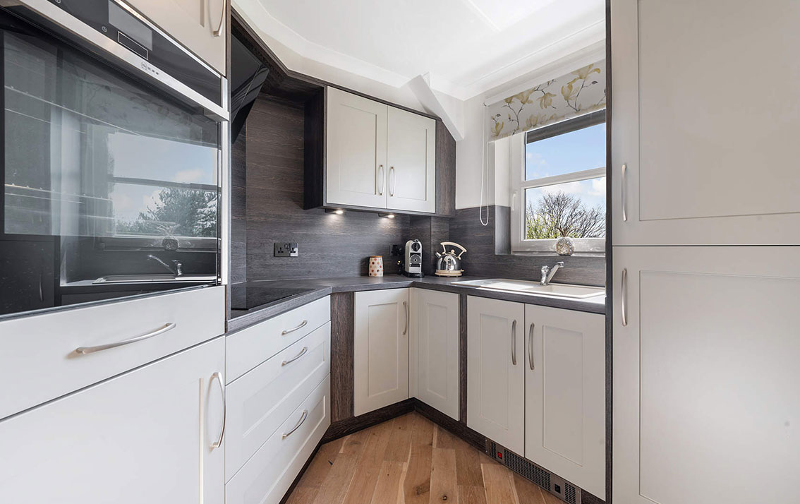 62 Kinloch View